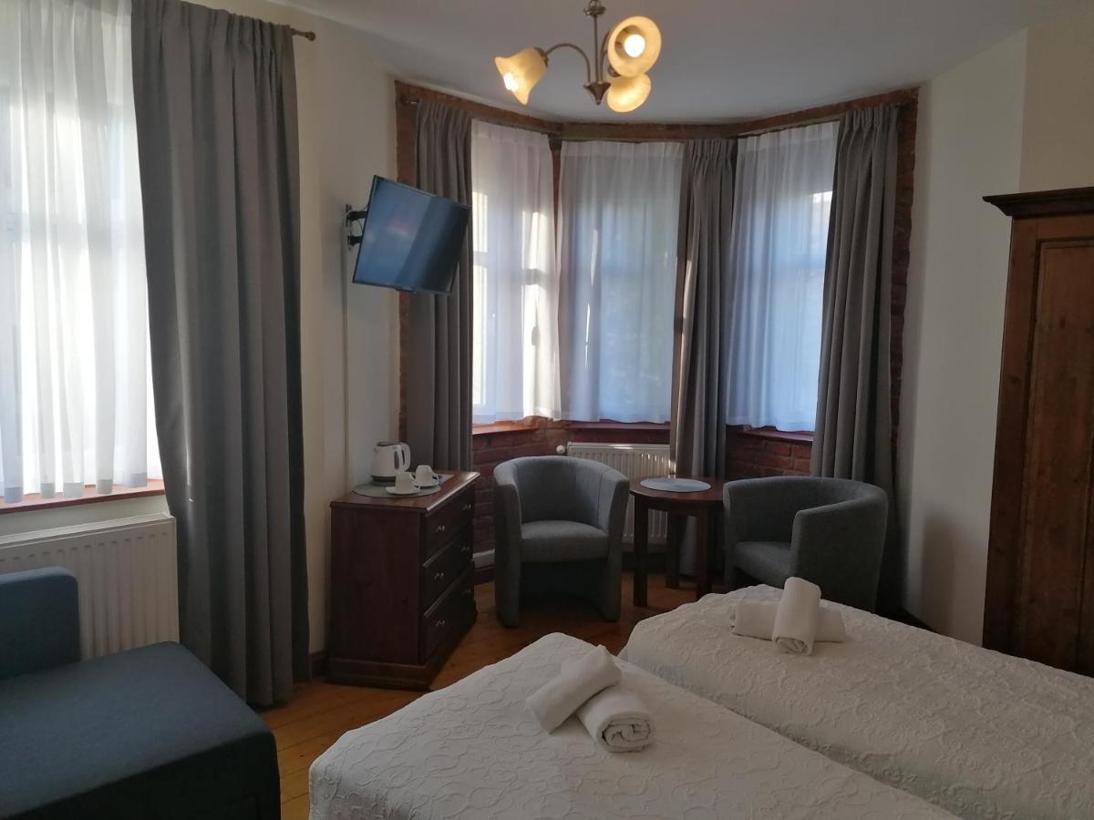 Pensjonat Mimoza Świeradów-Zdrój エクステリア 写真